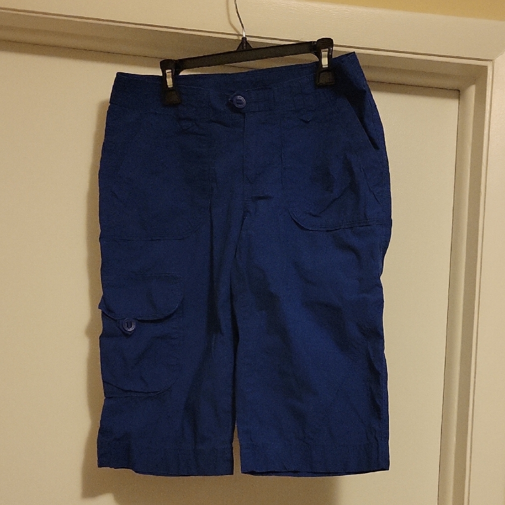 Columbia Women's Blue Cargo Bermuda Shorts